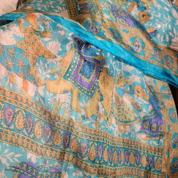 Made In India Accessories - Vintage Sheer Silk Oblong Teal Multicolor Dancers Made In india